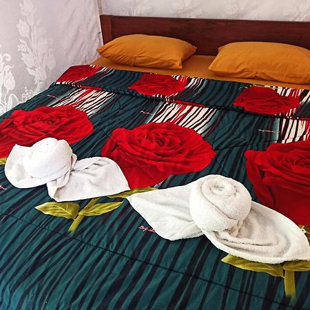 Tangkoko Jungle Homestay Rinondoran 外观 照片